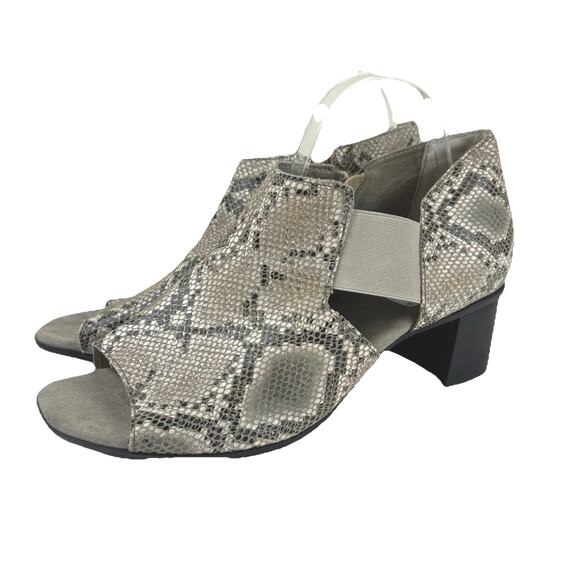 Munro Sable Peep Toe Bootie Size 10.5 WW Sandal Snakeskin Reptile Extra Wide - Picture 1 of 8